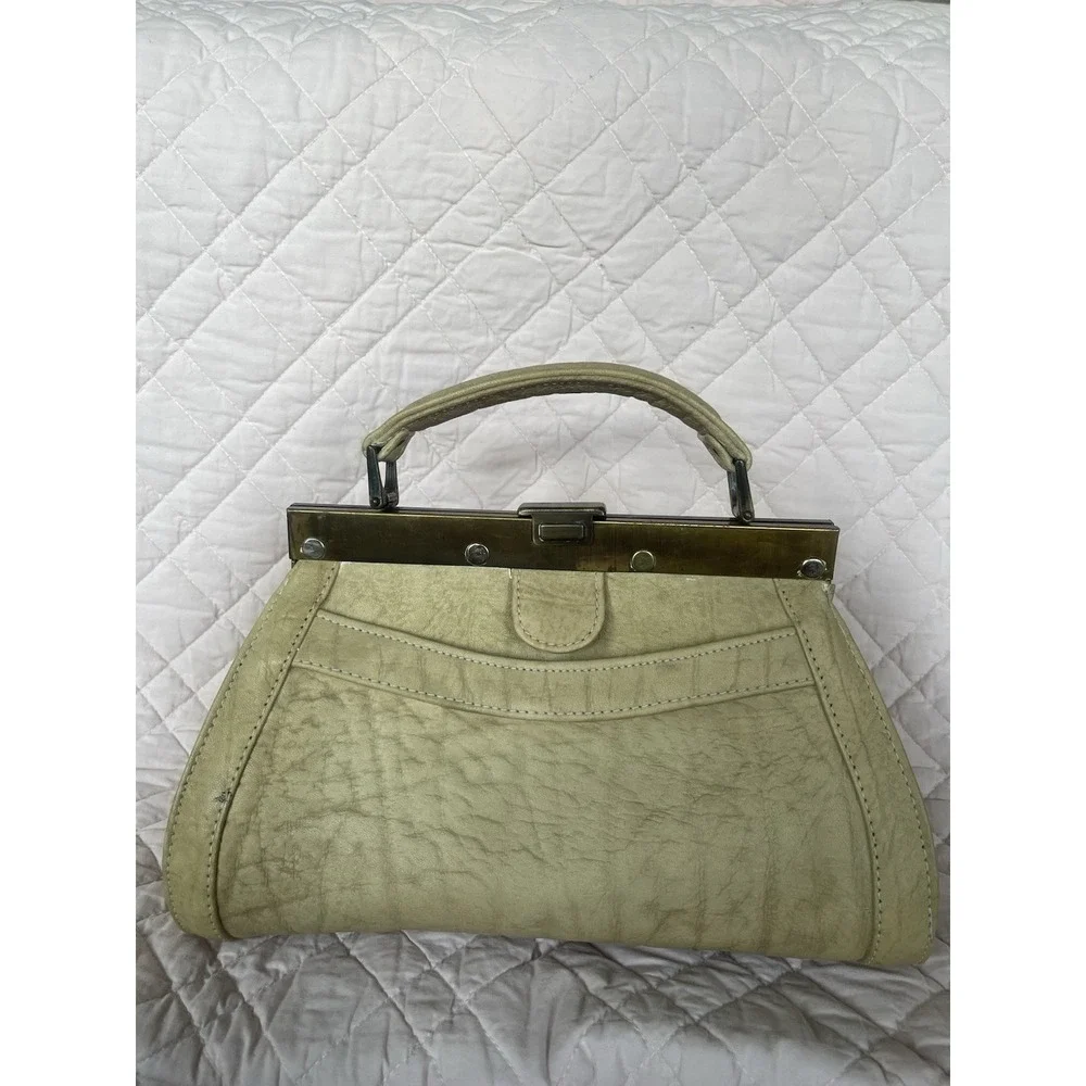 Vintage 1970 Christin Genuine Leather‎ Kiss Lock Doctor Bag Cream Top Handle